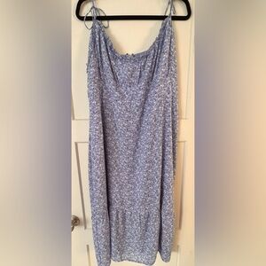 Selling this beautiful floral Abercrombie and Fitch Dress